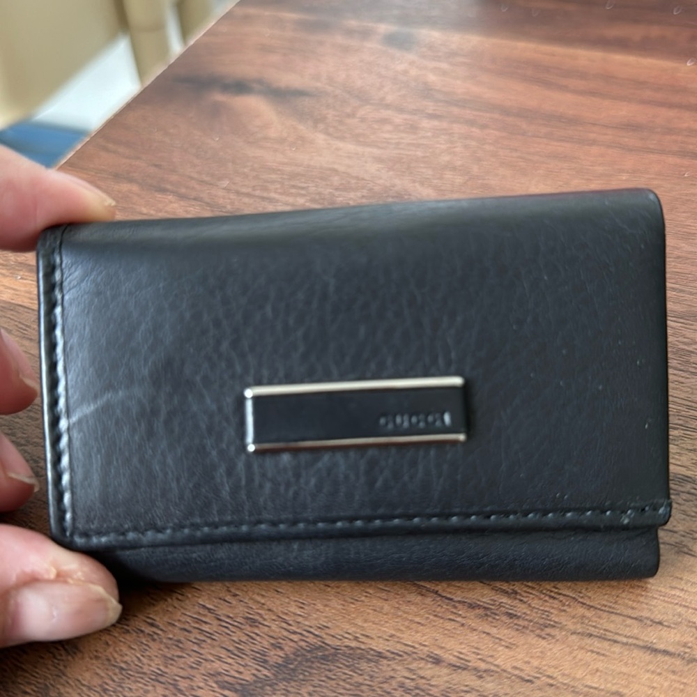 Gucci leather key holder